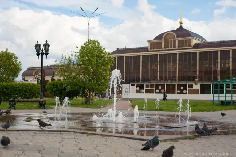 ВОПРОС ПЕРЕИМЕНОВАНИЯ ПЕТРОПАВЛОВСКА БЕСПОКОИТ РОССИЙСКИХ БЛОГЕРОВ