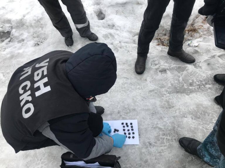 С «СИНТЕТИКОЙ” В ОСОБО КРУПНОМ РАЗМЕРЕ ЗАДЕРЖАЛИ 22-ЛЕТНЕГО ПЕТРОПАВЛОВЦА