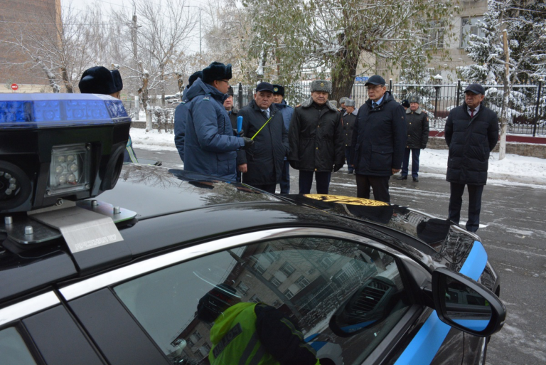 Аким СКО ознакомился с оснащением департамента полиции